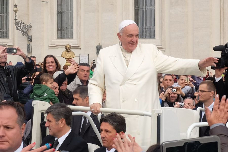 Leadership Lessons from Pope Francis