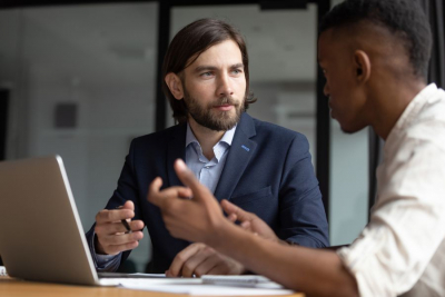 Beat Quiet Quitting with Performance Reviews
